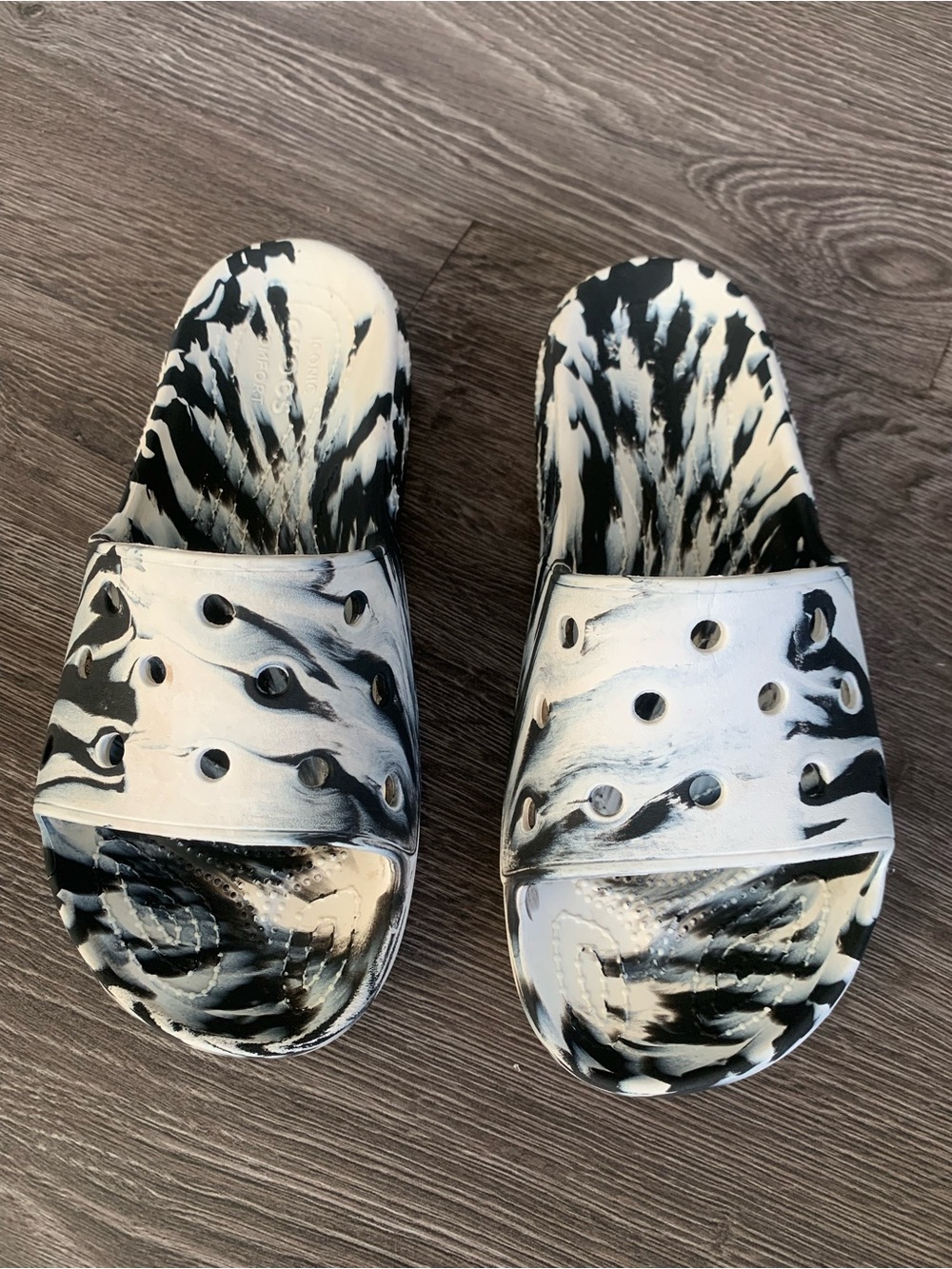 Crocs Women's Black & White Marbled Slide Sandals